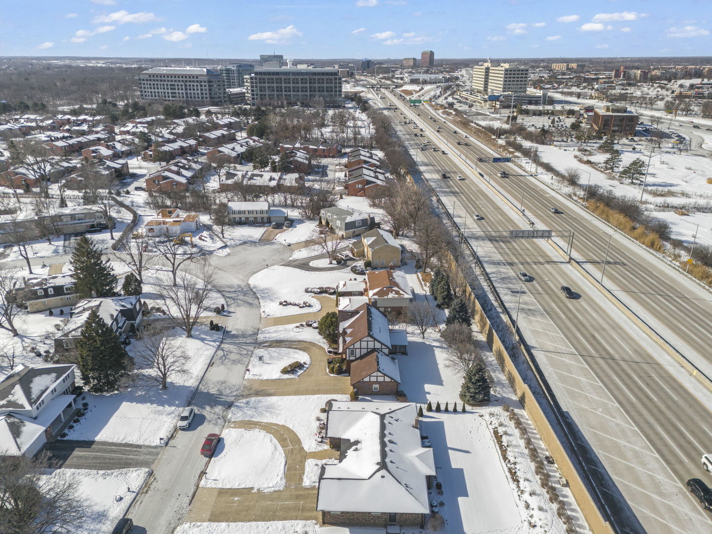 19W140 Avenue Chateaux, Oak Brook, IL 60523