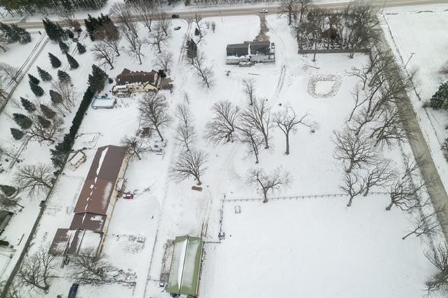 45W962 Plank Road, Hampshire, IL 60140