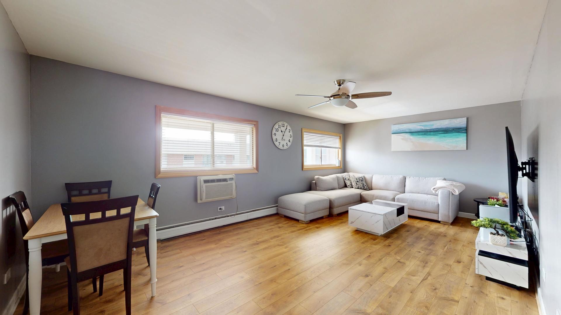 670 Marilyn Avenue #203, Glendale Heights, IL 60139