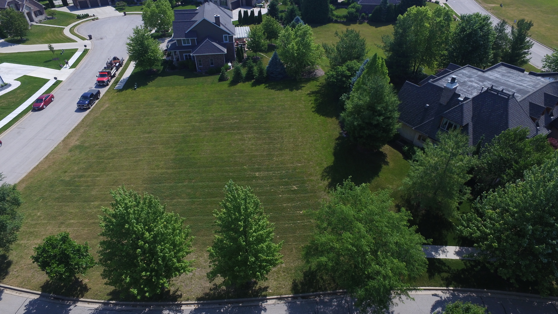 10330 N ATTINGHAM Park, Peoria, IL 61615