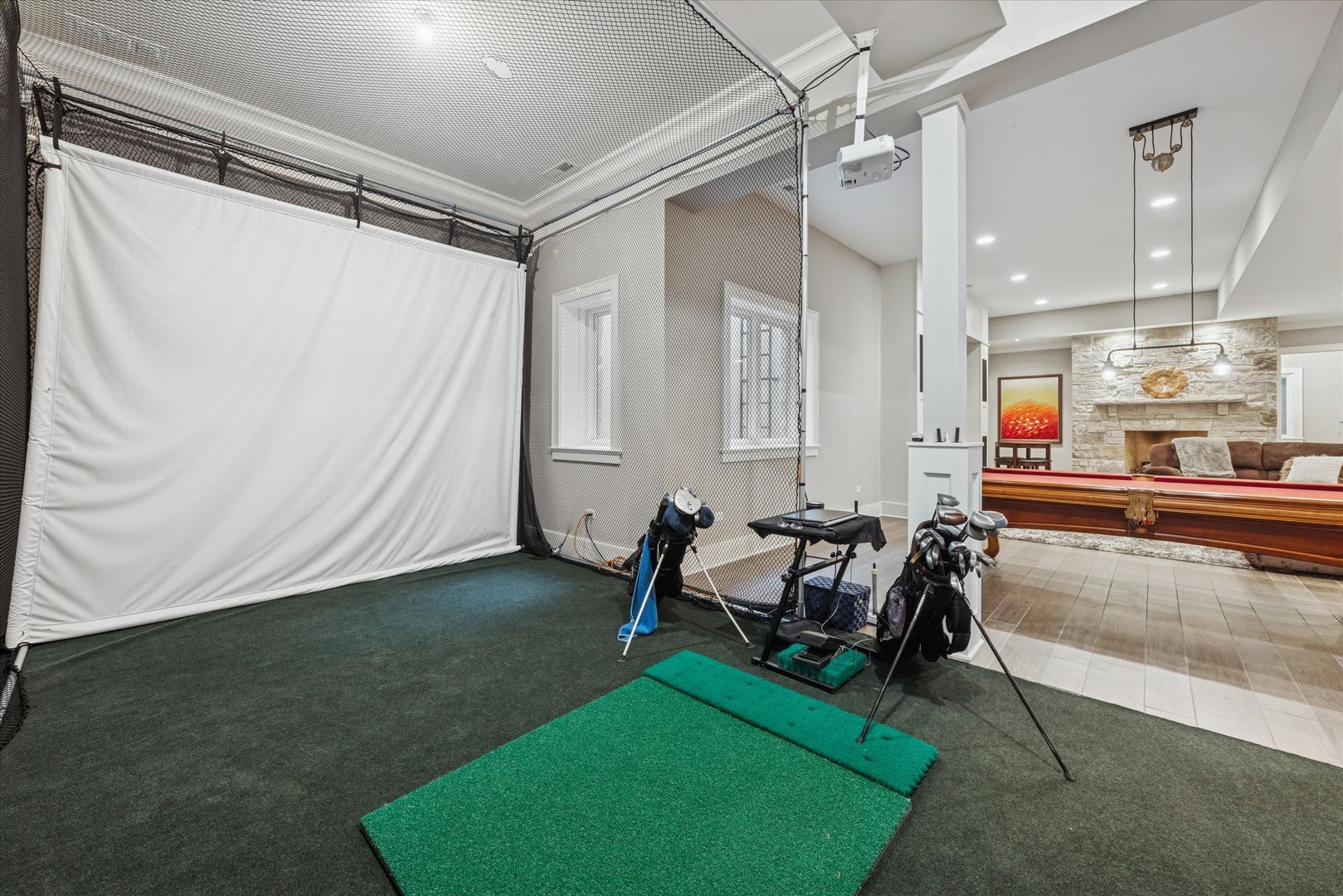 415 N ADAMS Street, Hinsdale, IL 60521