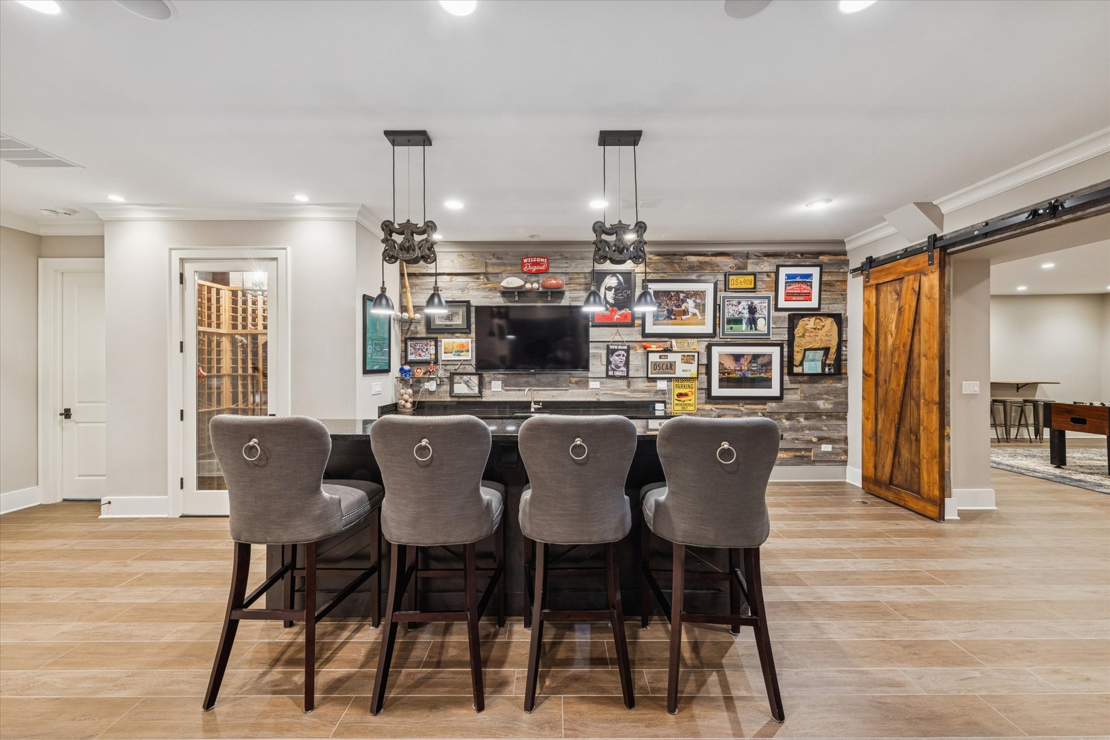 415 N ADAMS Street, Hinsdale, IL 60521