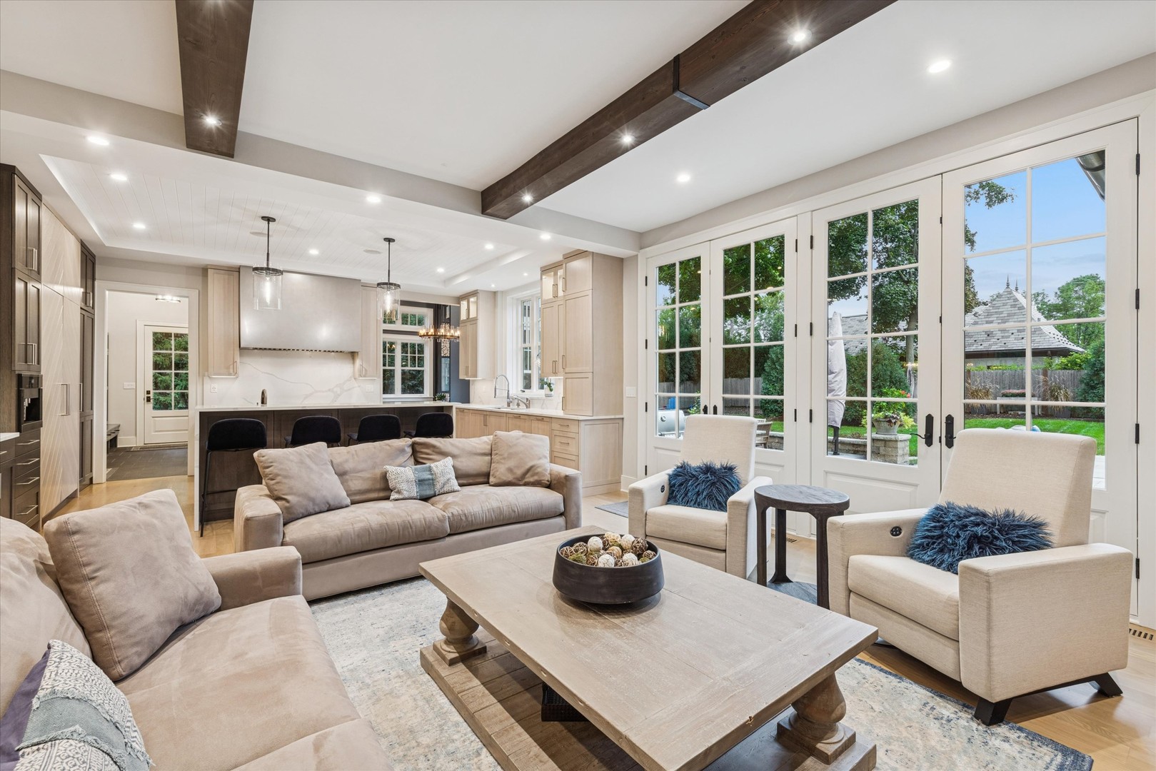 415 N ADAMS Street, Hinsdale, IL 60521