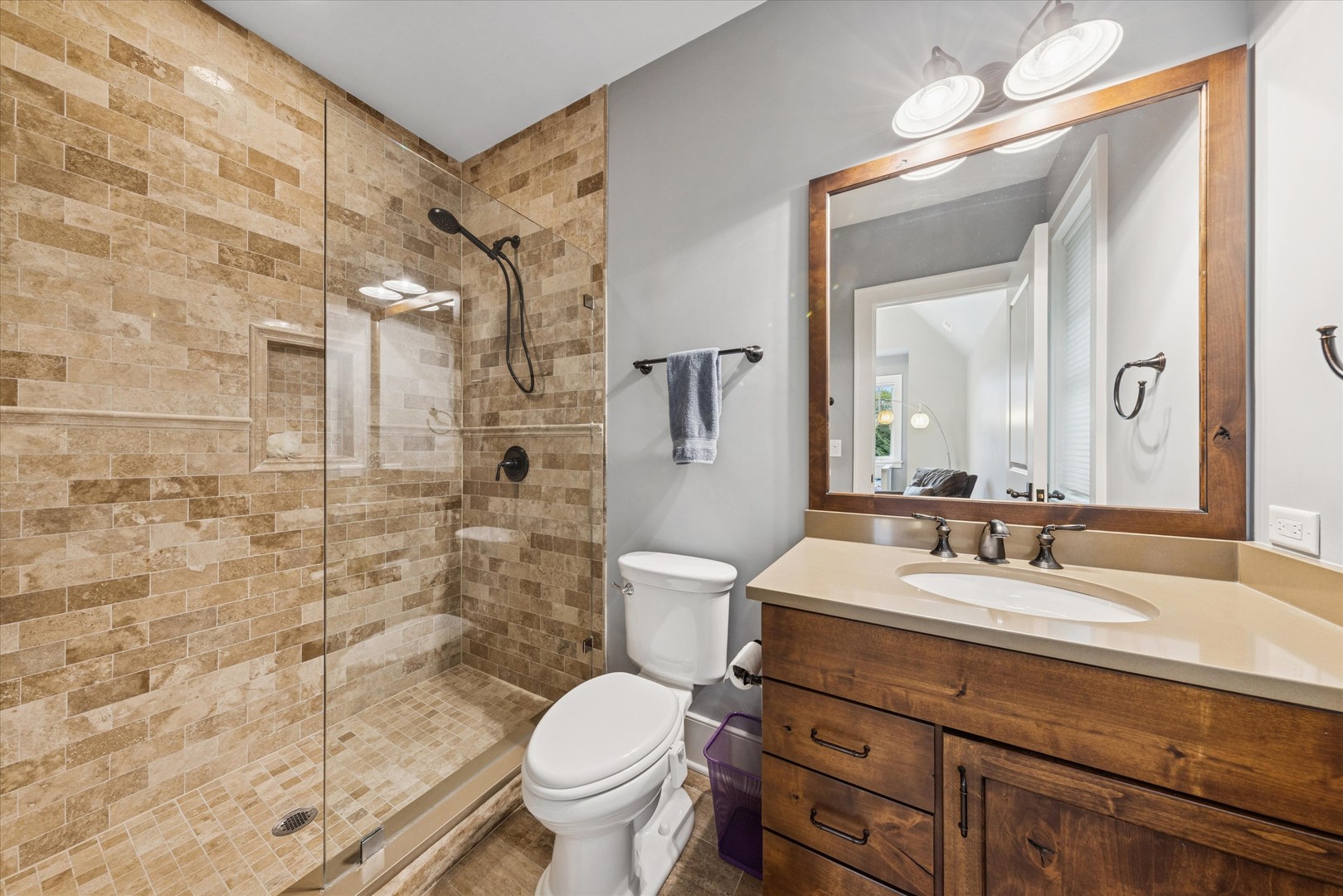 415 N ADAMS Street, Hinsdale, IL 60521