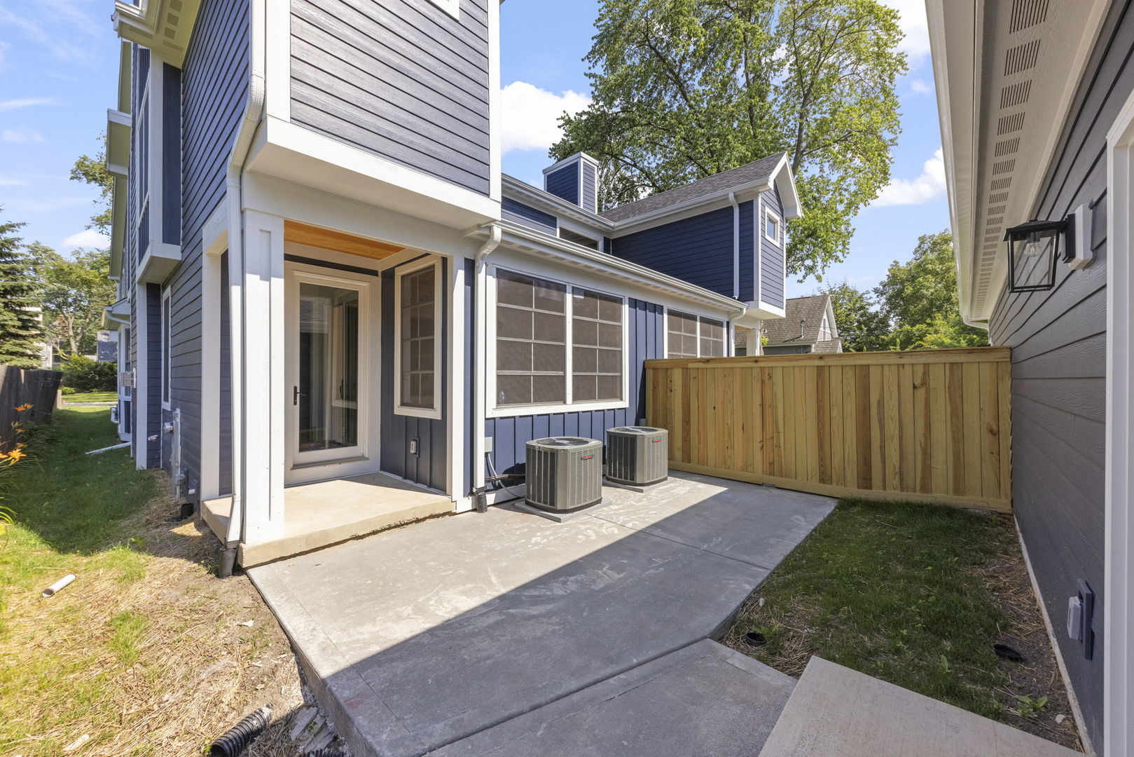 715-717 N Brainard Street, Naperville, IL 60563