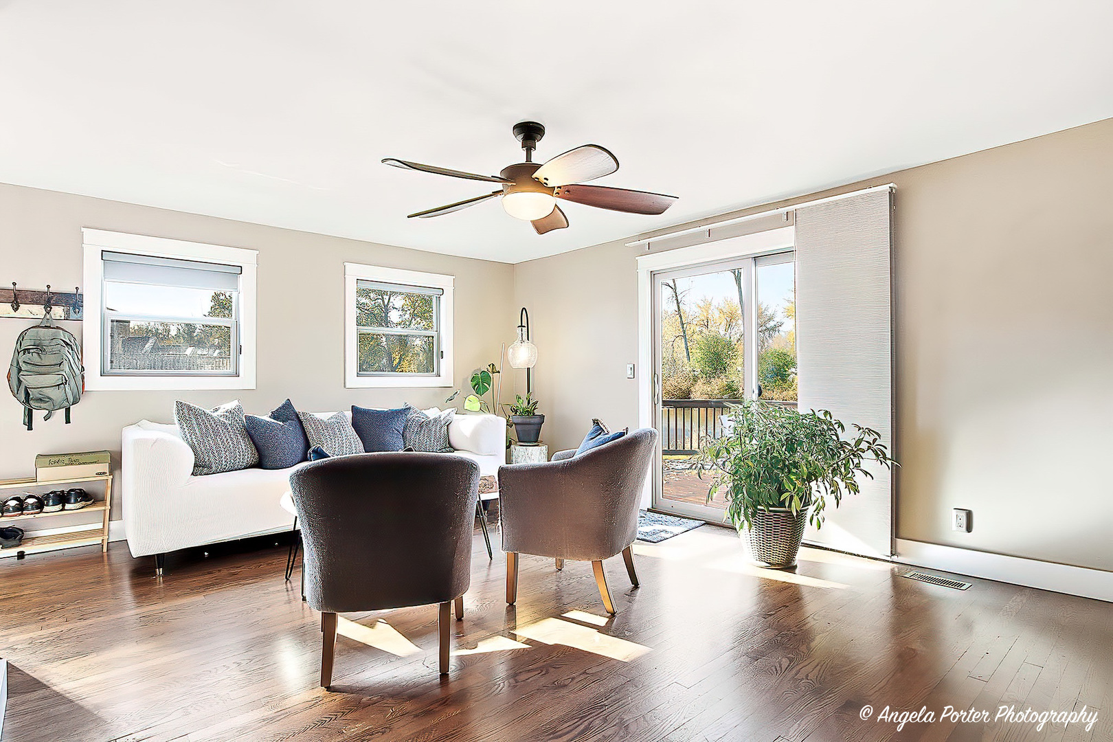 37682 N Us Highway 12 Highway, Spring Grove, IL 60081