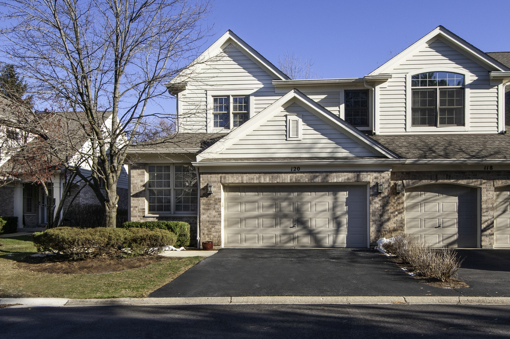 120 Fairway Drive, La Grange, IL 60525