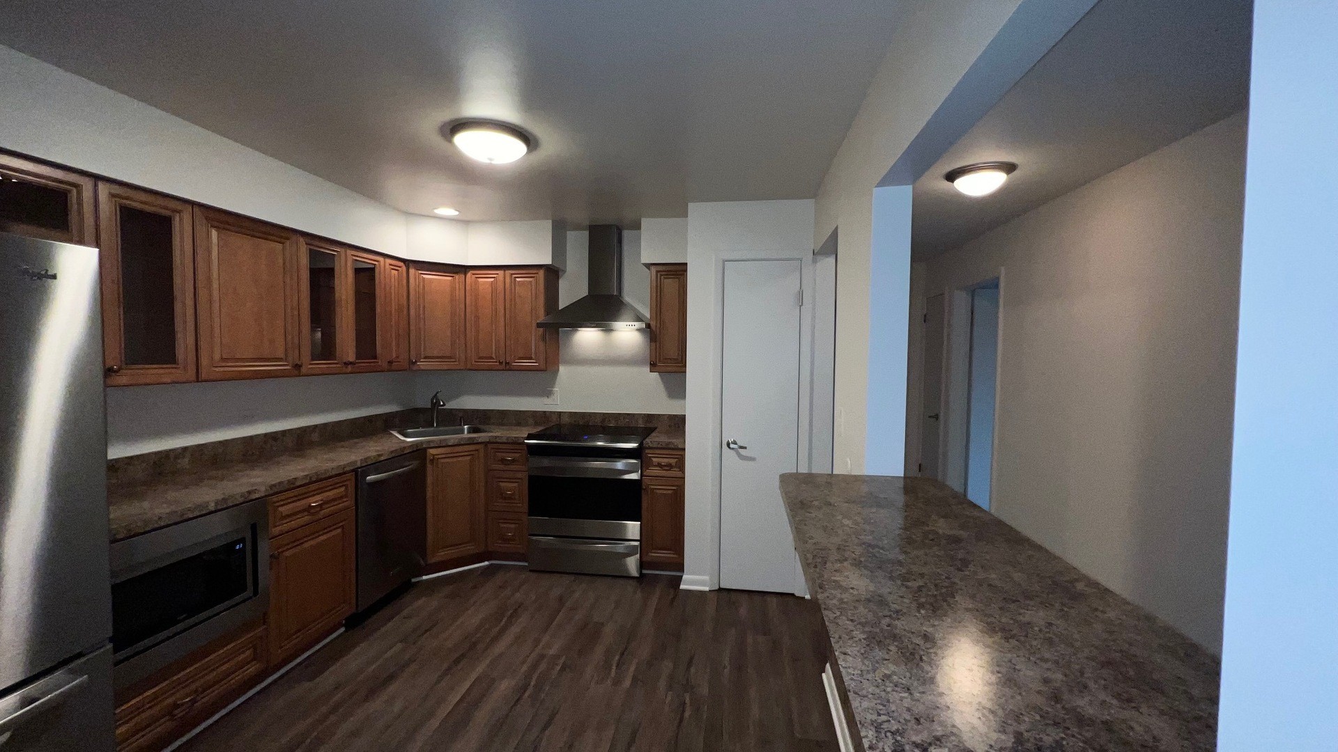 850 S Lorraine Road #3L, Wheaton, IL 60189