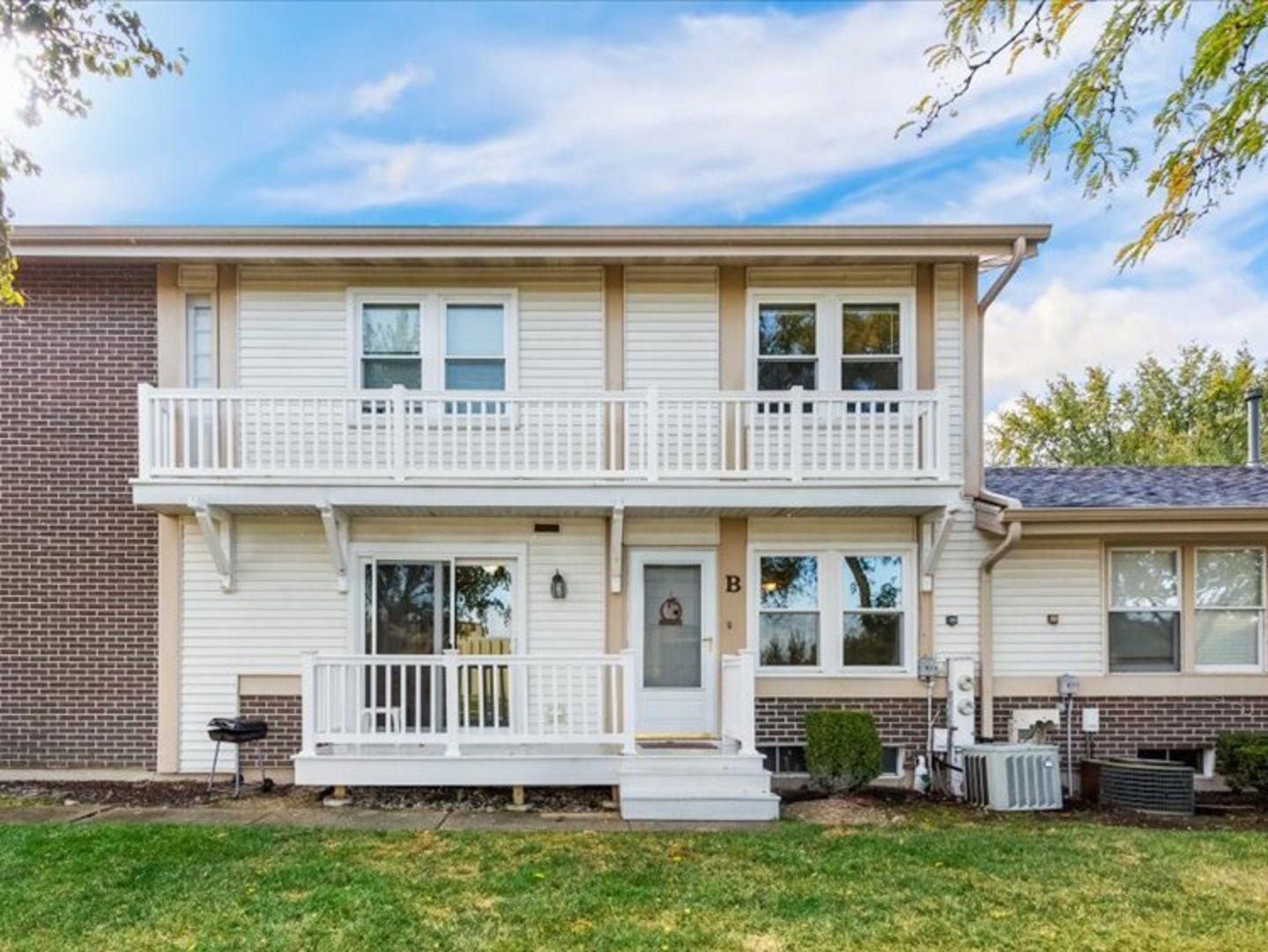 306 Northwestern Court #B, Bloomingdale, IL 60108