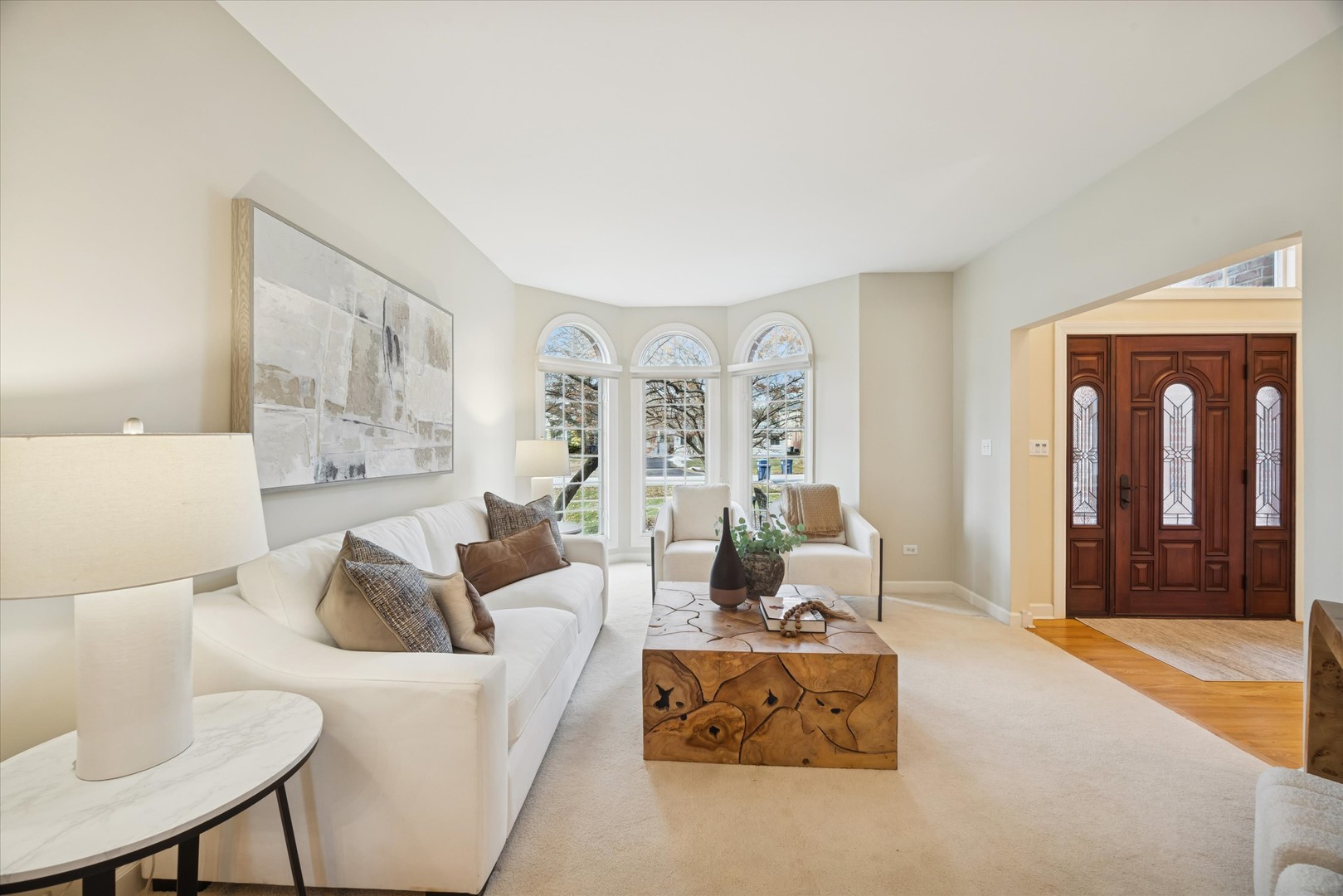 15 Gilbert Avenue, Clarendon Hills, IL 60514