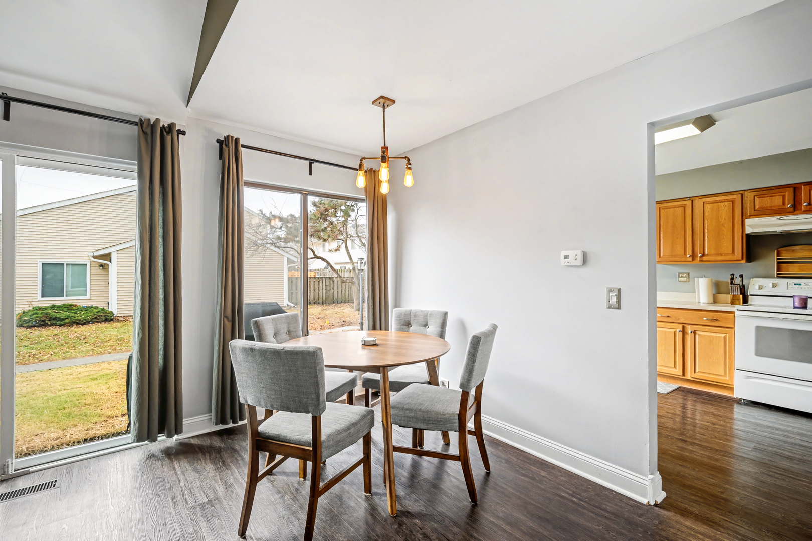 766 Colorado Court, Carol Stream, IL 60188