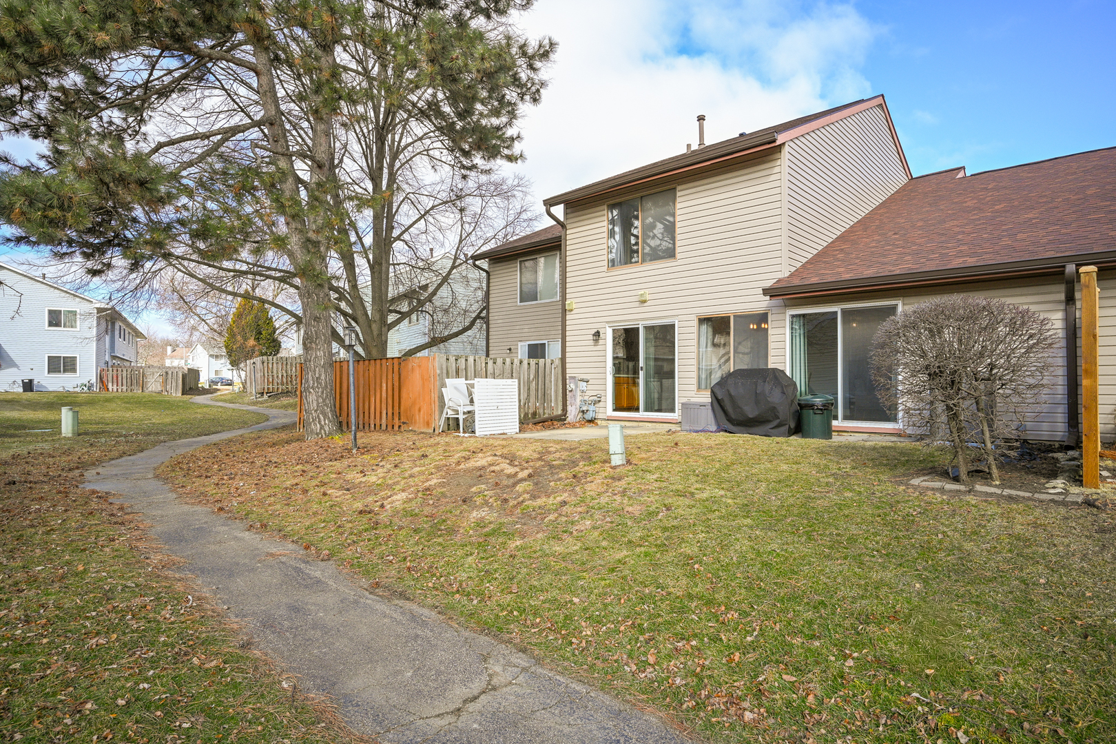 766 Colorado Court, Carol Stream, IL 60188