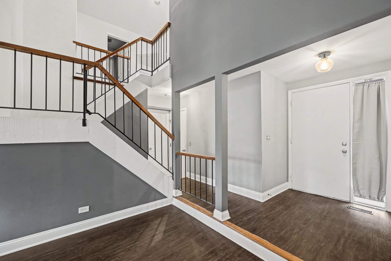 766 Colorado Court, Carol Stream, IL 60188