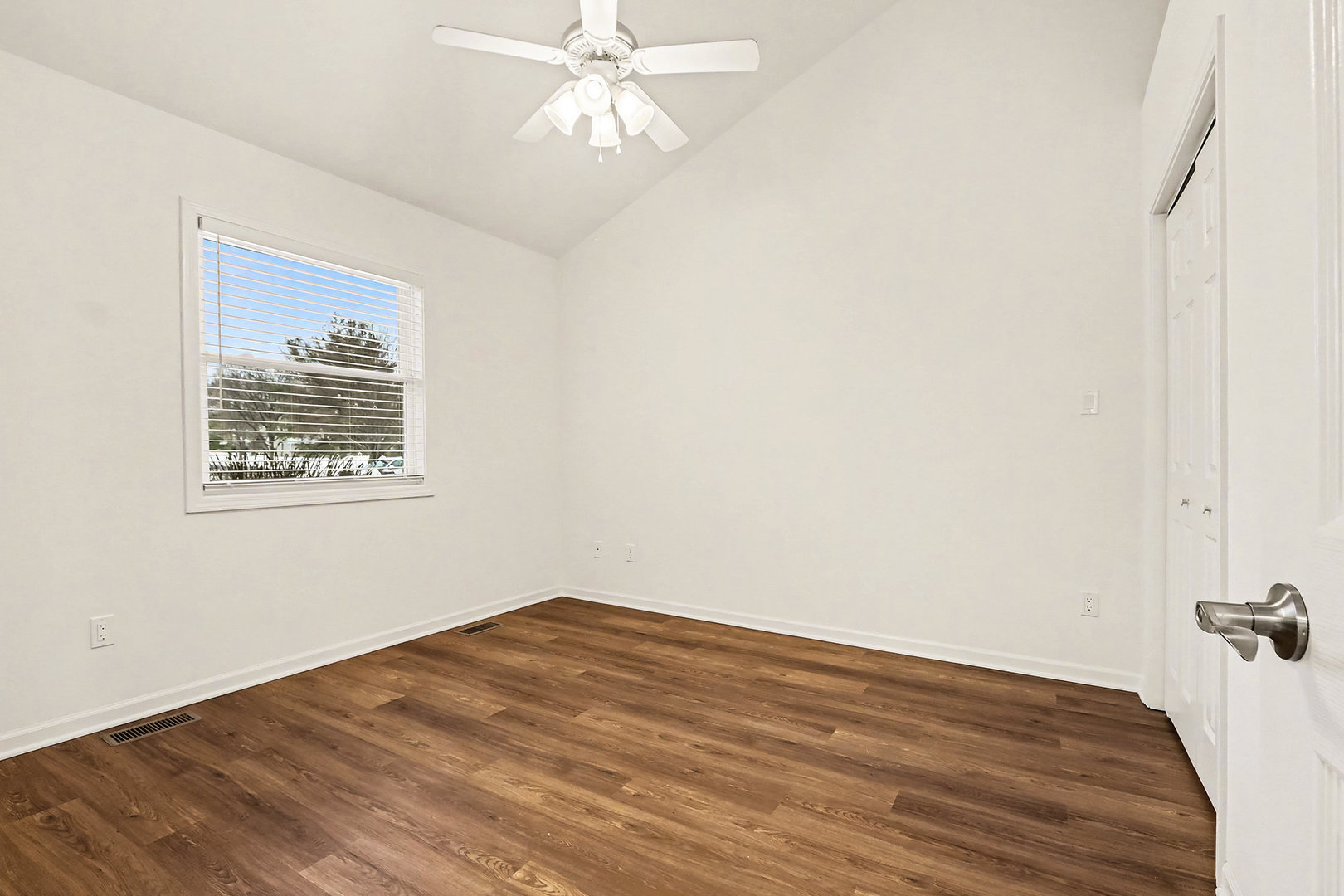 408 Jackson Street #B, Yorkville, IL 60560