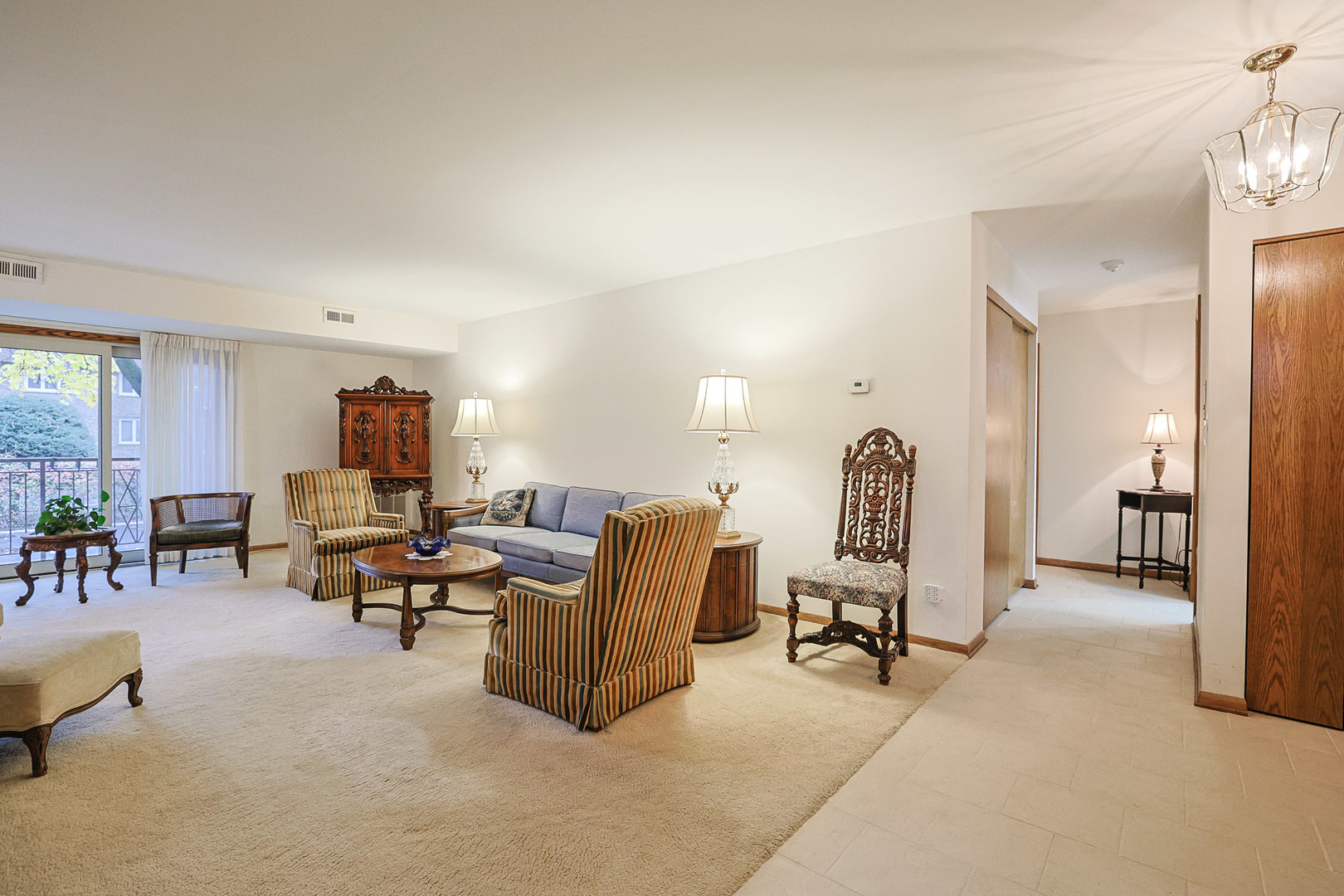 2420 W Talcott Road #109, Park Ridge, IL 60068