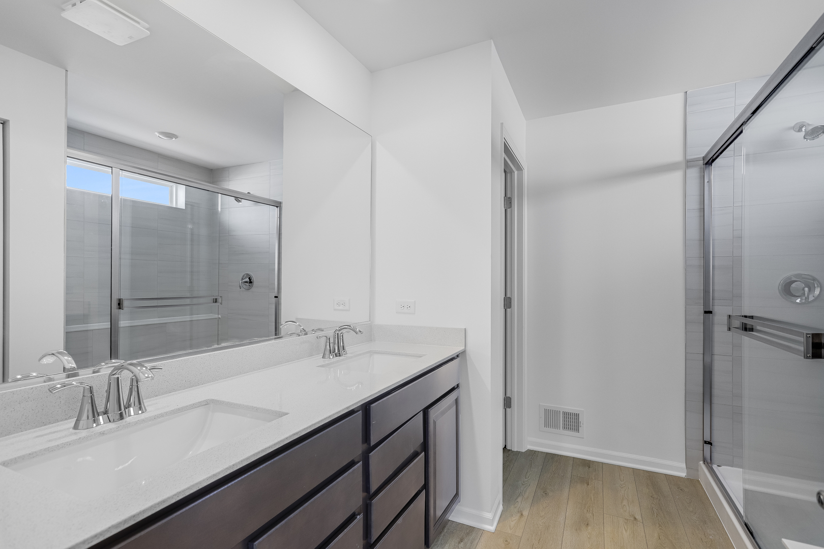 419 Hathaway Lane, Oswego, IL 60543