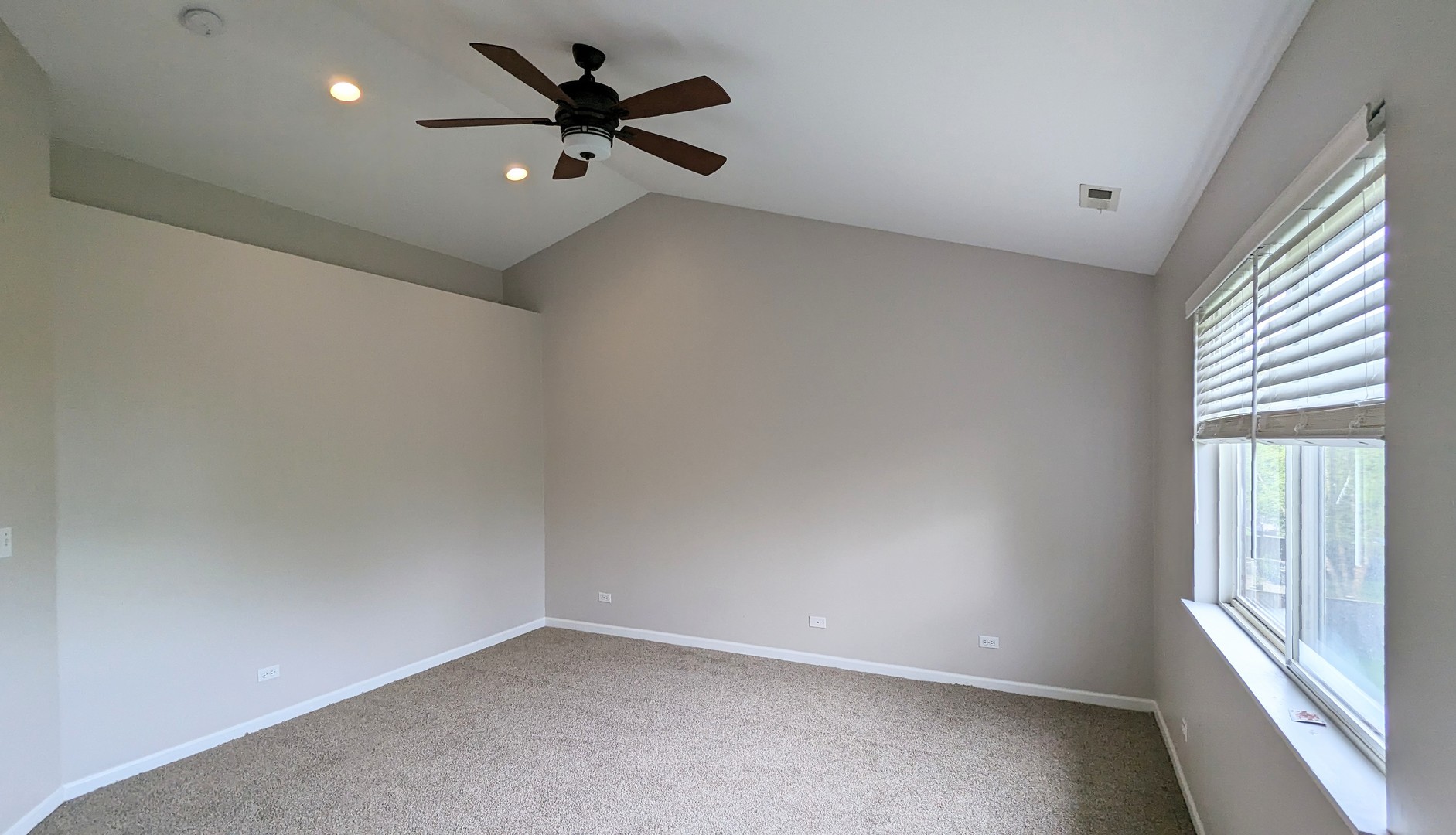 2310 Shiloh Drive, Aurora, IL 60503