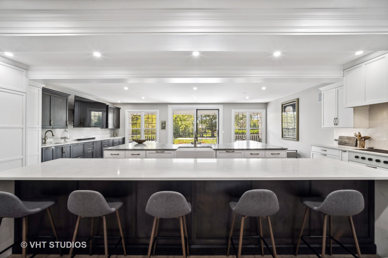 5521 Churchill Lane, Libertyville, IL 60048