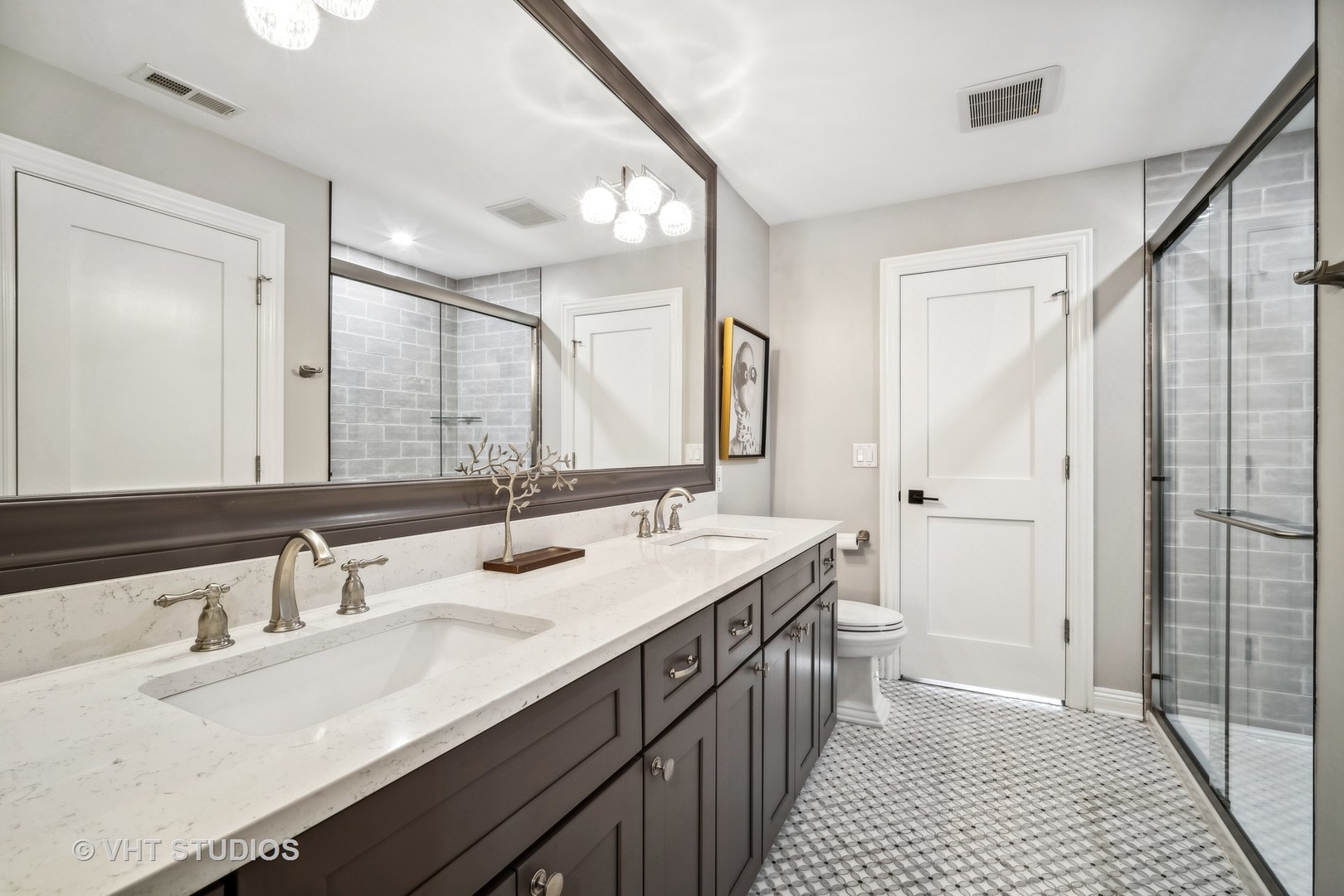 5521 Churchill Lane, Libertyville, IL 60048