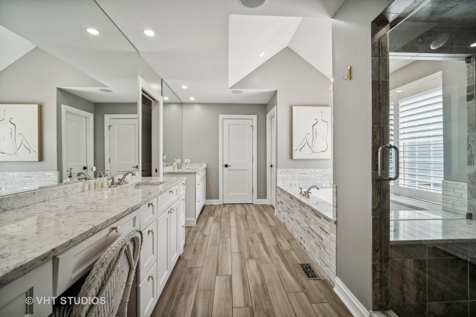 5521 Churchill Lane, Libertyville, IL 60048