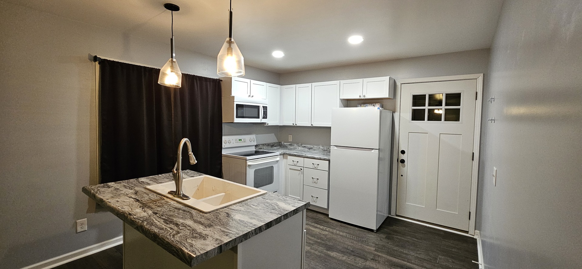 104 N Main Street #C, Princeton, IL 61356