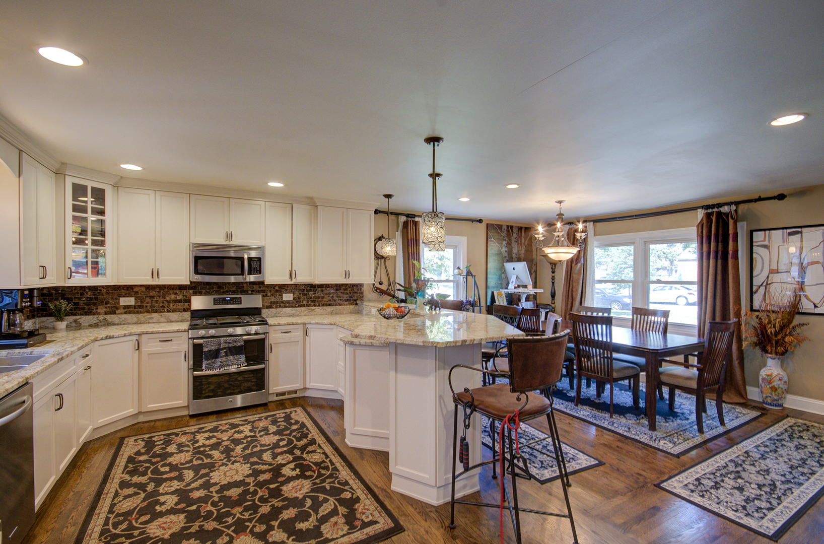 501 Lincoln Avenue, Downers Grove, IL 60515