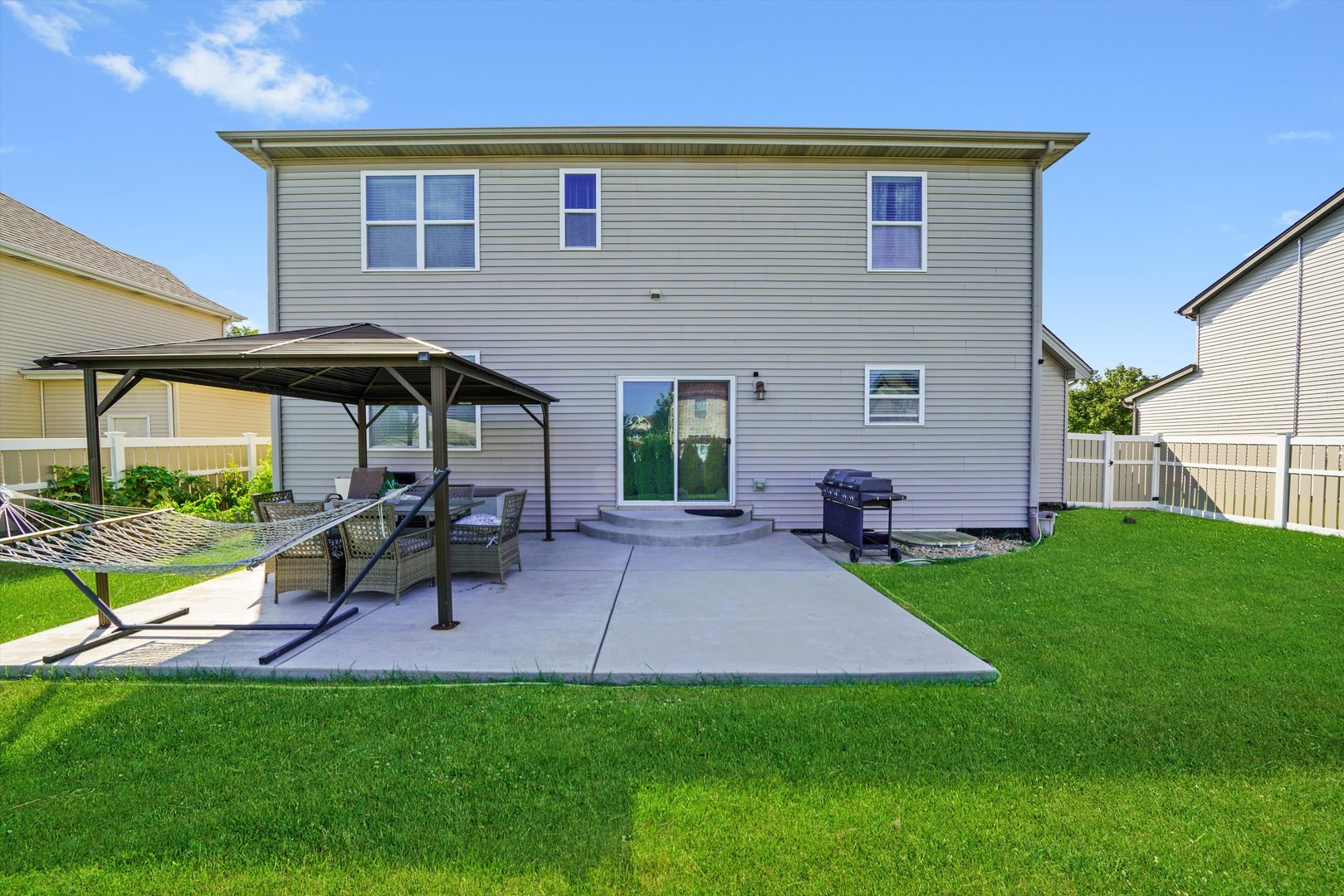 749 N Misty Ridge Drive, Romeoville, IL 60446