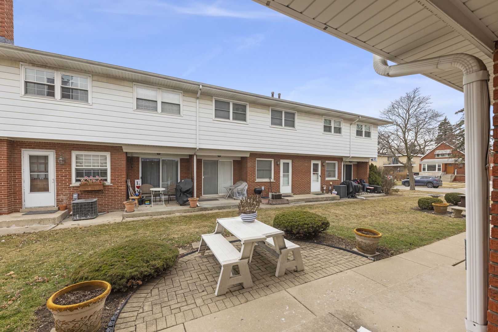 509 Barnsdale Road #C, La Grange Park, IL 60526