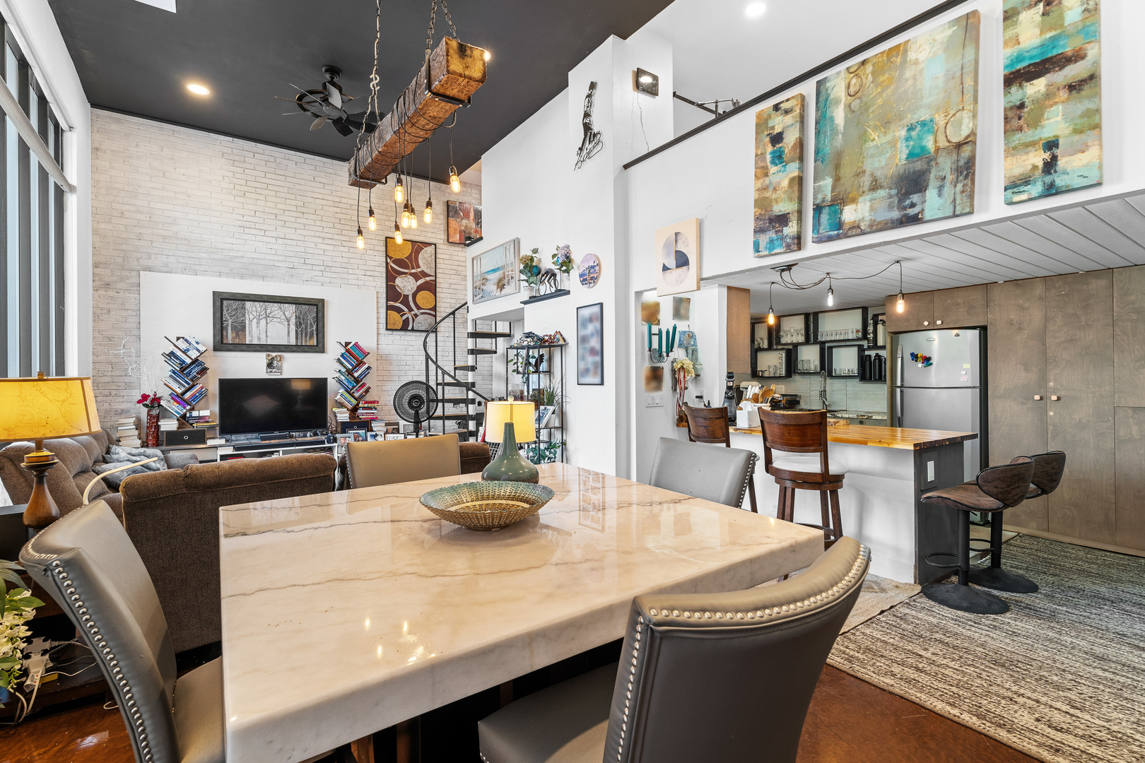 40 N TOWER Road #1E, Oak Brook, IL 60523