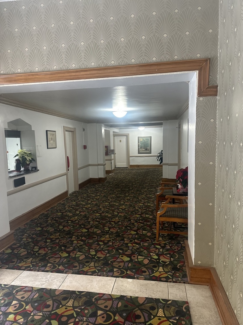 5480 S Cornell Avenue #605, Chicago, IL 60615