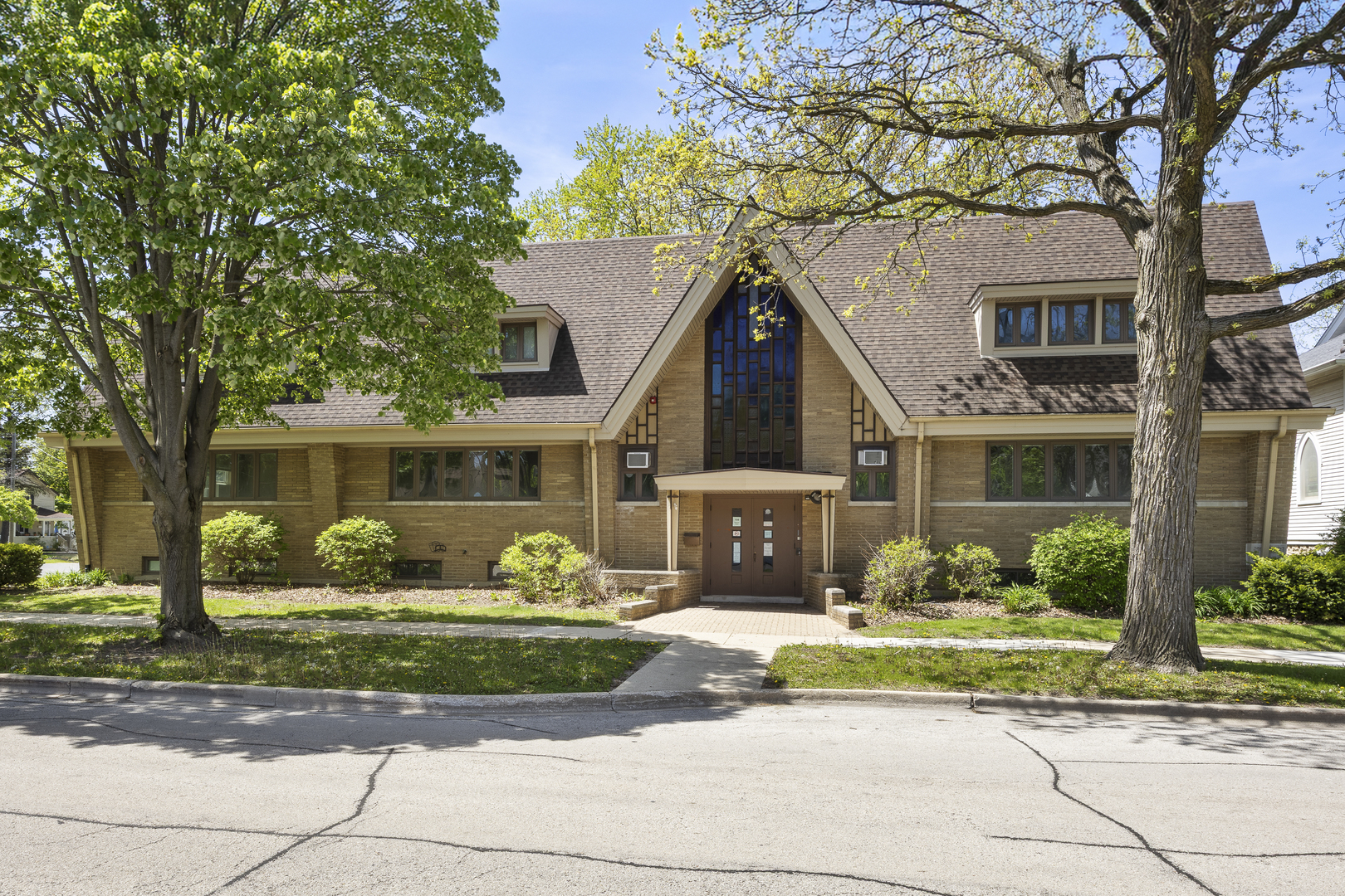 108 Sherman Street, West Chicago, IL 60185