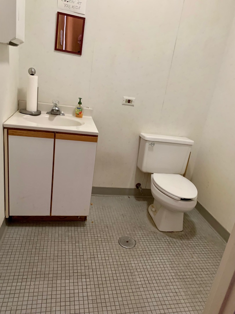 27W281 Geneva Road #D-J, Winfield, IL 60190