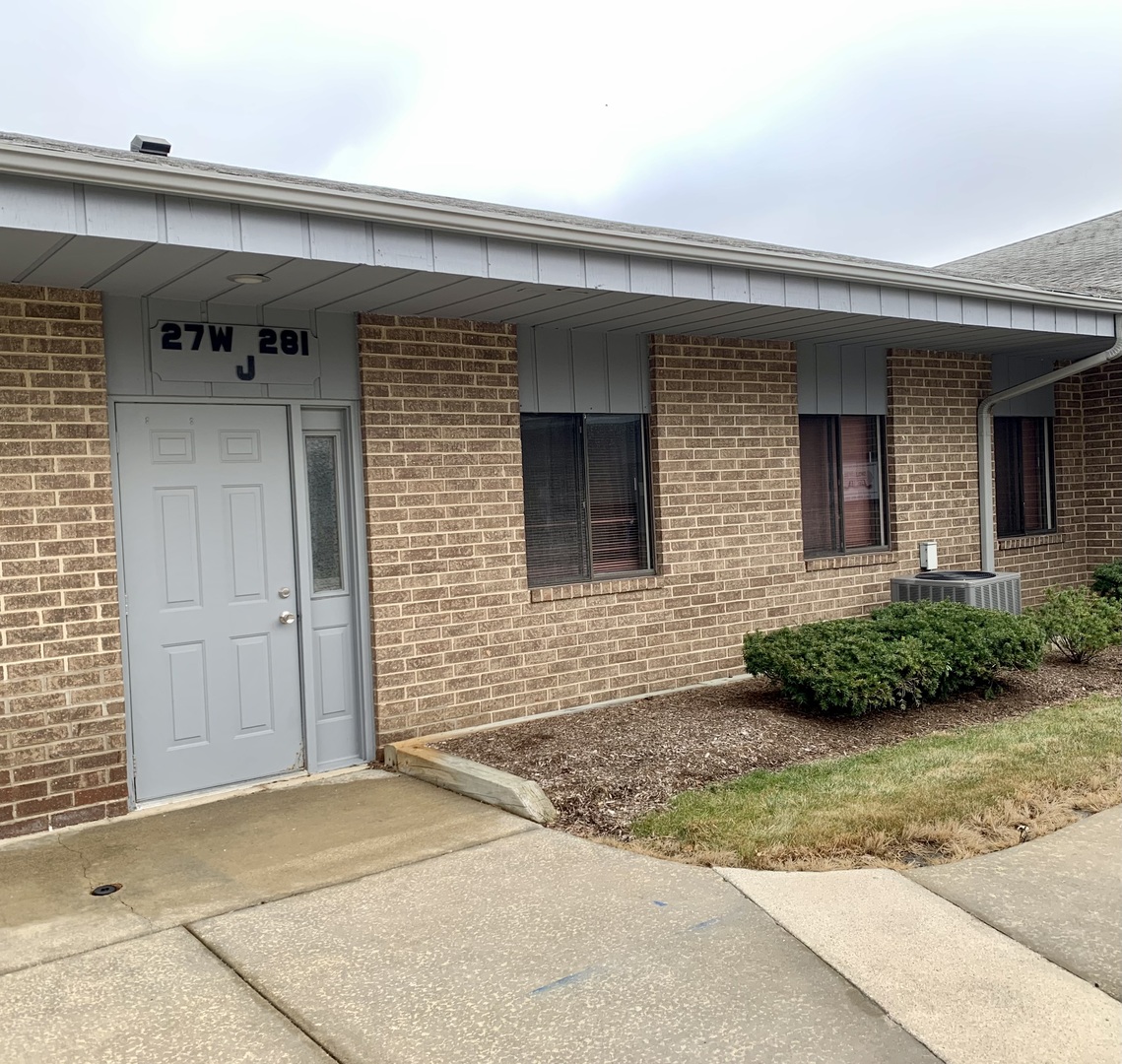 27W281 Geneva Road #D-J, Winfield, IL 60190