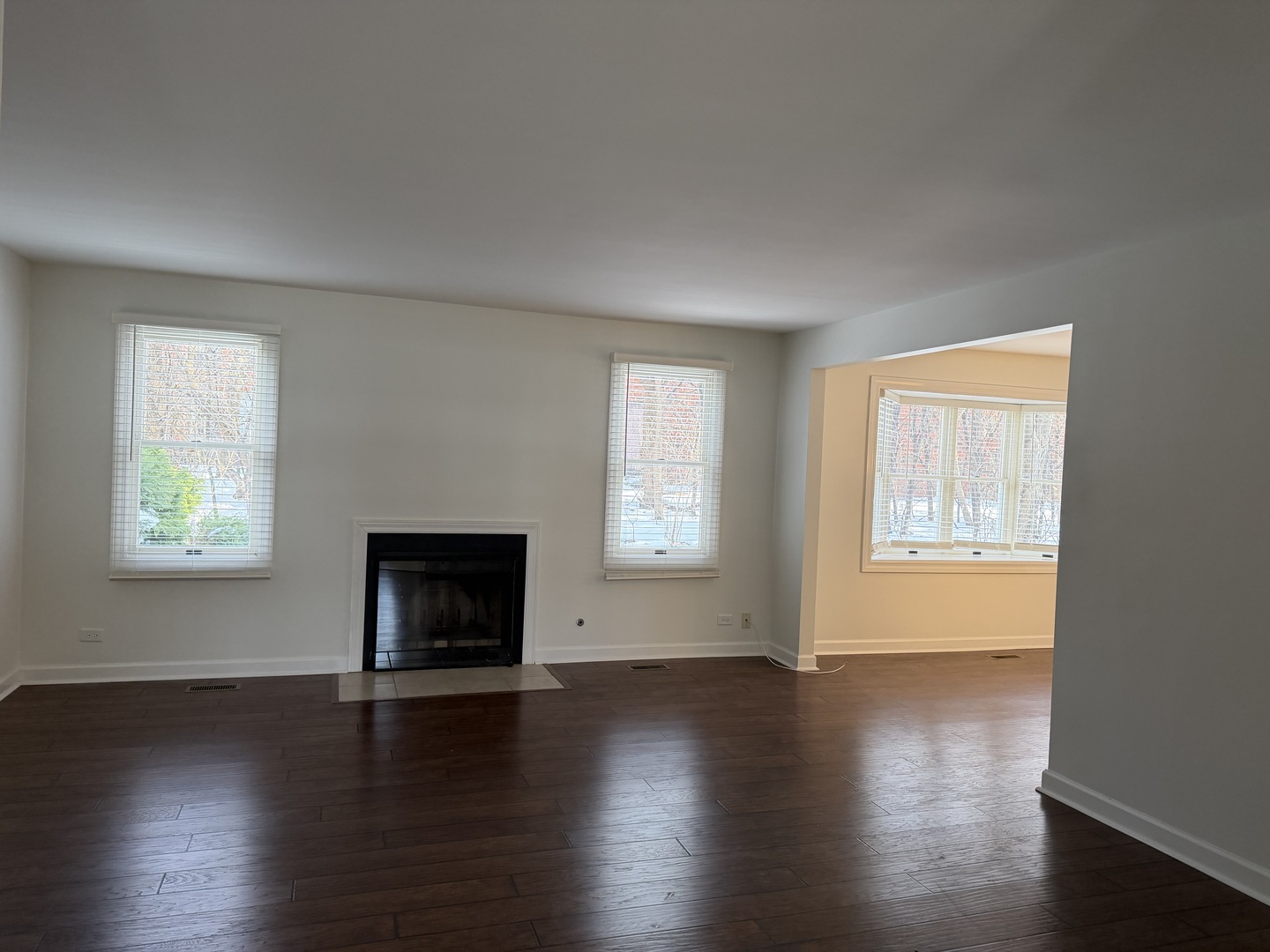 999 Devonshire Avenue, Naperville, IL 60540