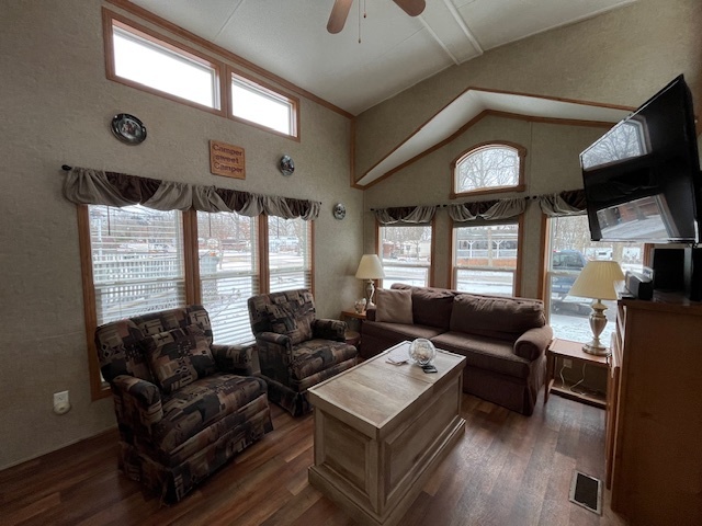 2795 E 28th Lot 920 Road, Seneca, IL 61360