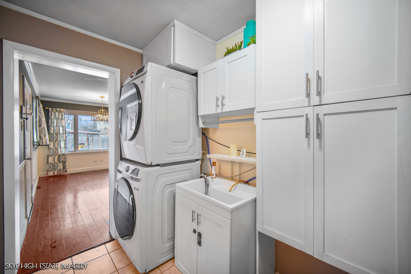 11326 S Nashville Avenue, Worth, IL 60482