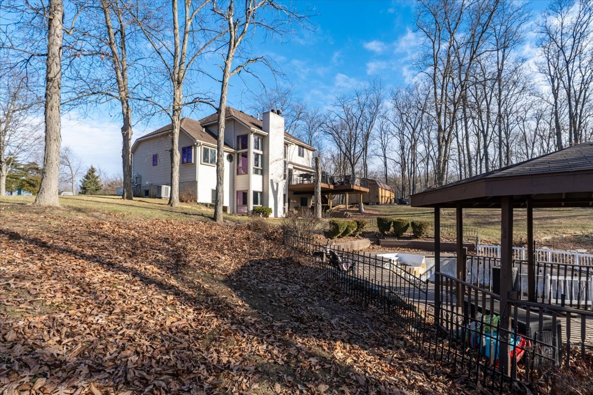 5000 Silverado Lane, Clinton, IL 61727