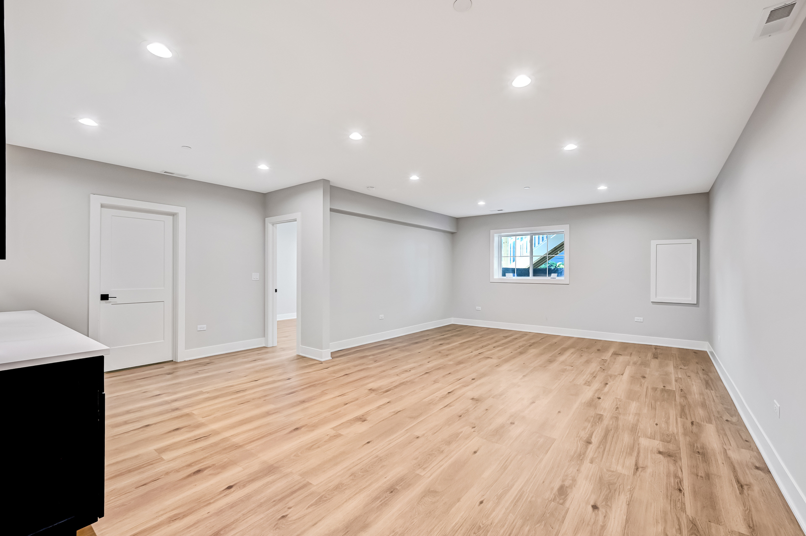 129 Harding Court, Glen Ellyn, IL 60137