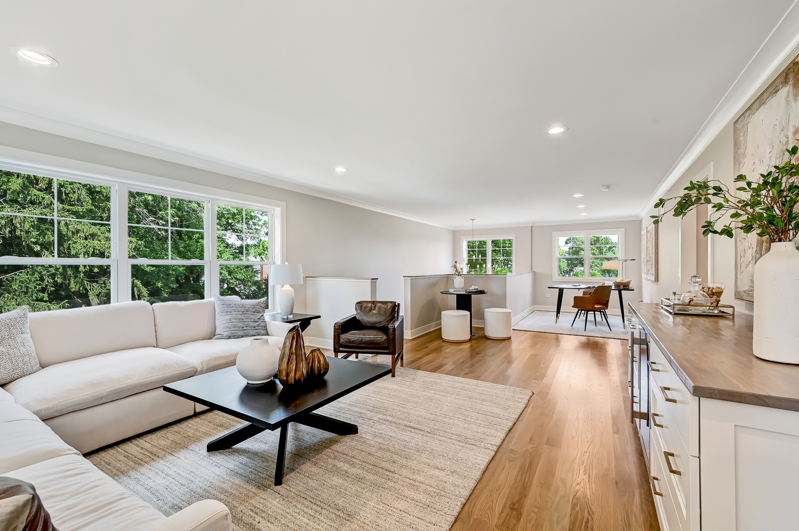 129 Harding Court, Glen Ellyn, IL 60137