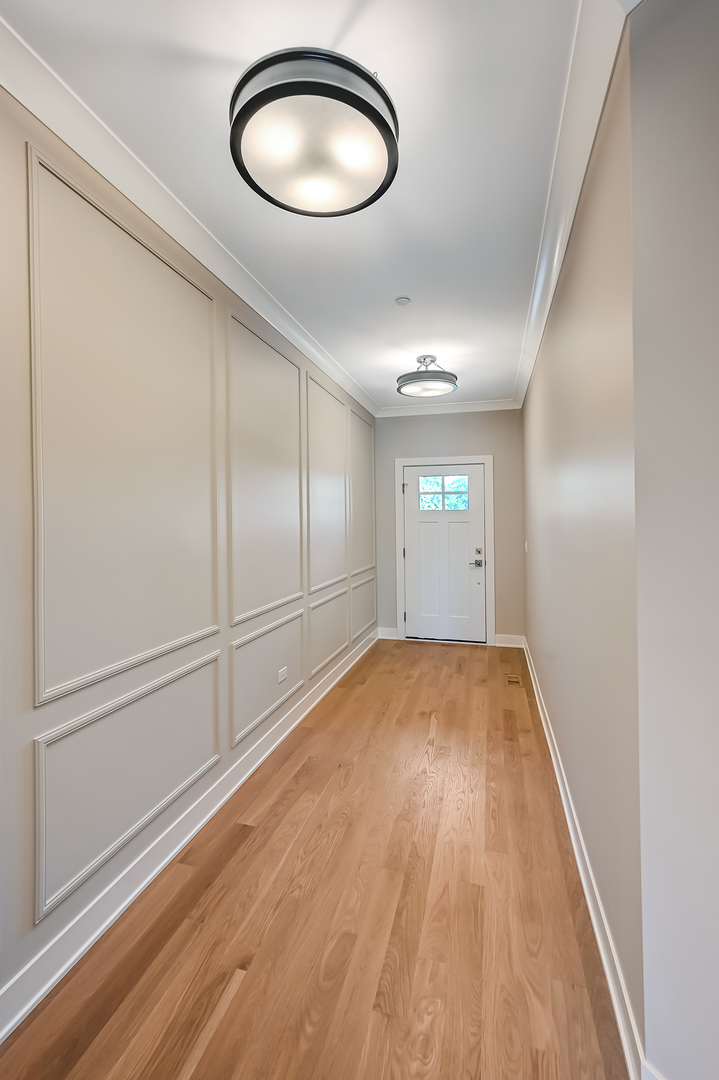 133 Harding Court, Glen Ellyn, IL 60137