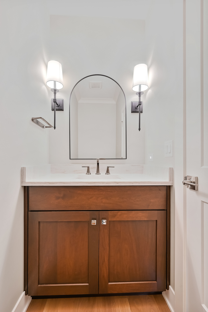 133 Harding Court, Glen Ellyn, IL 60137