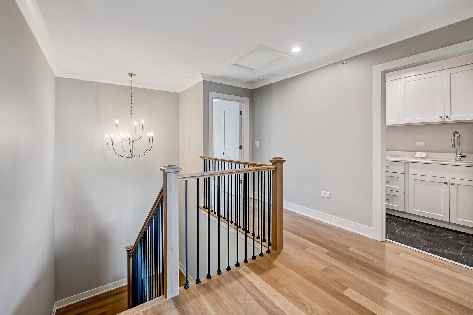 133 Harding Court, Glen Ellyn, IL 60137