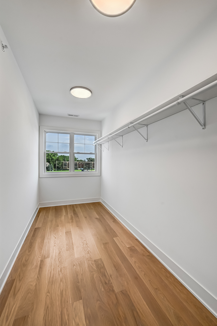 133 Harding Court, Glen Ellyn, IL 60137