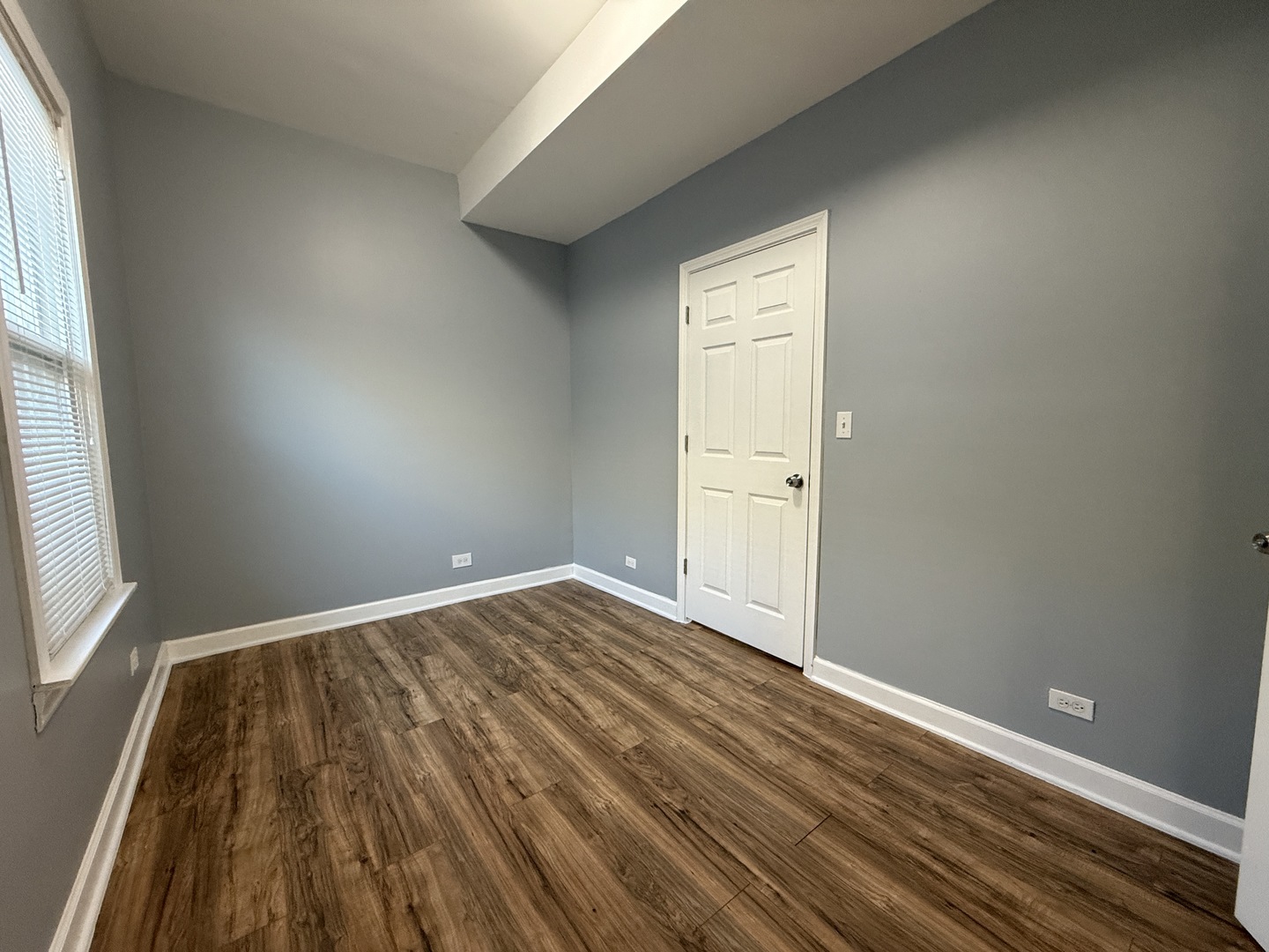 9738 S Avenue L #2, Chicago, IL 60617