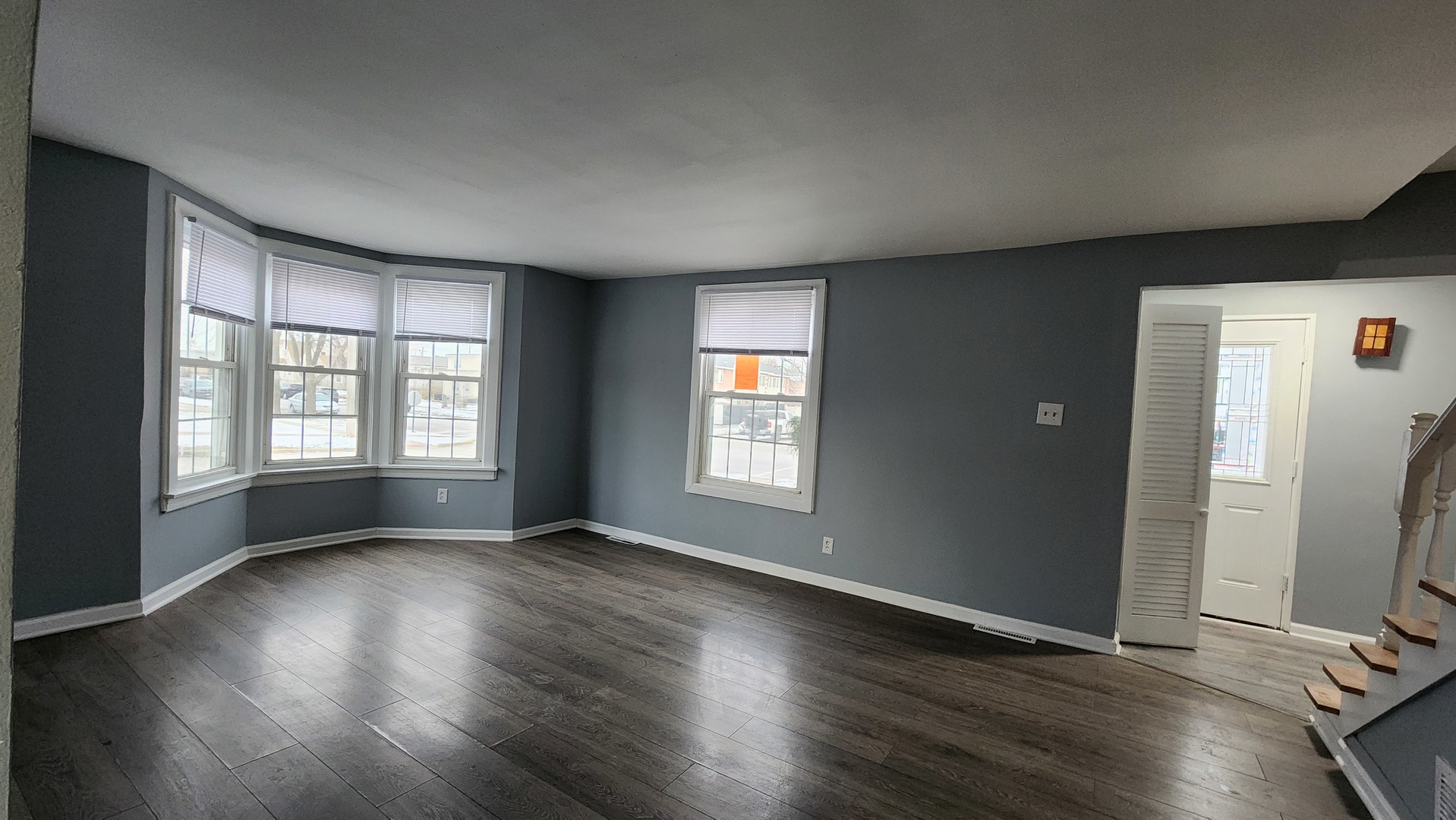 1742 N 34th Avenue, Stone Park, IL 60165