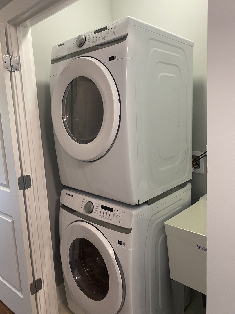 7835 S Carpenter Street, Chicago, IL 60620