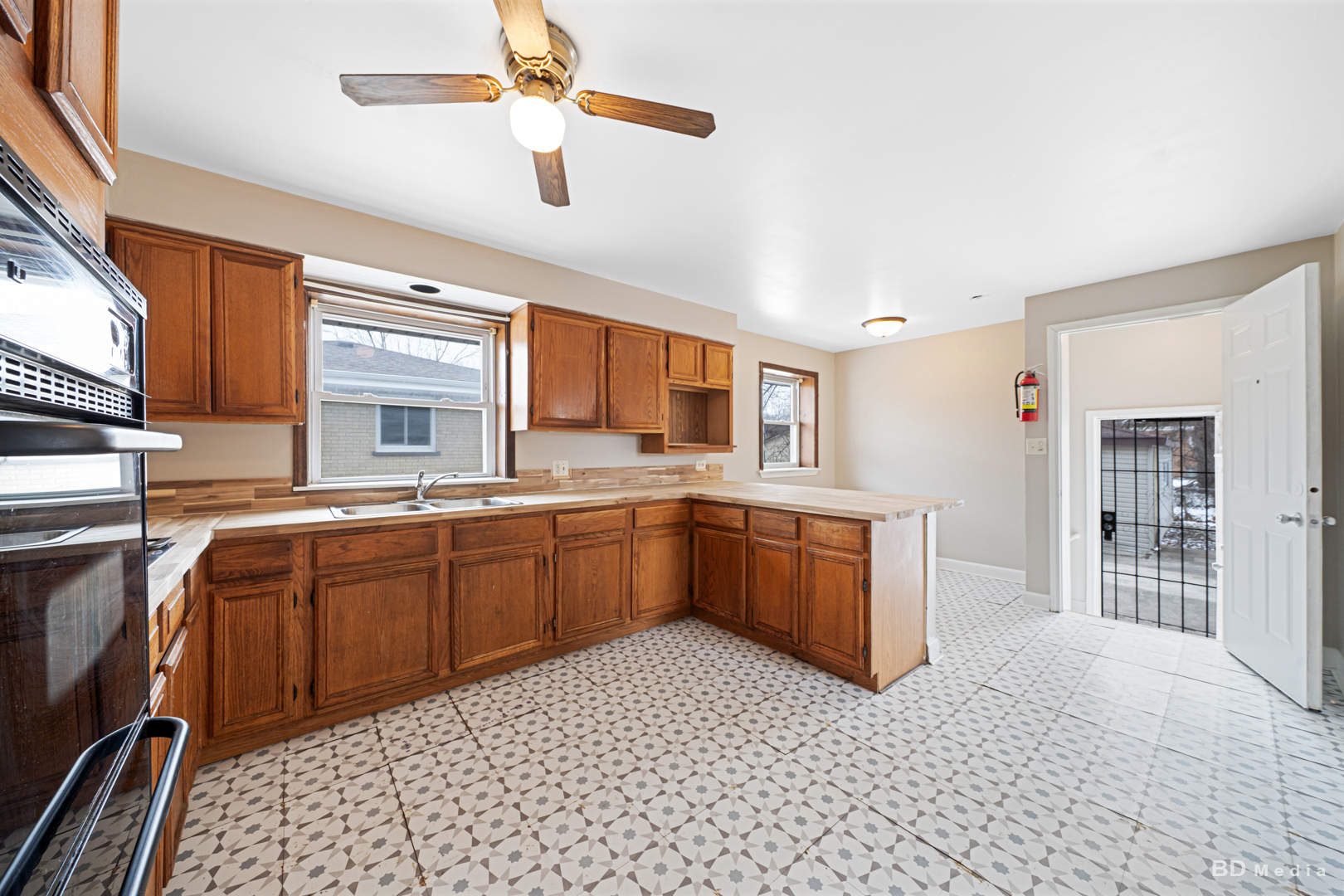 2223 W 156th Place, Markham, IL 60426