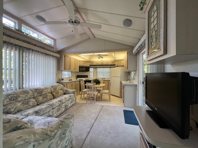 2795 E 28th Lot 1376 Road, Seneca, IL 61360