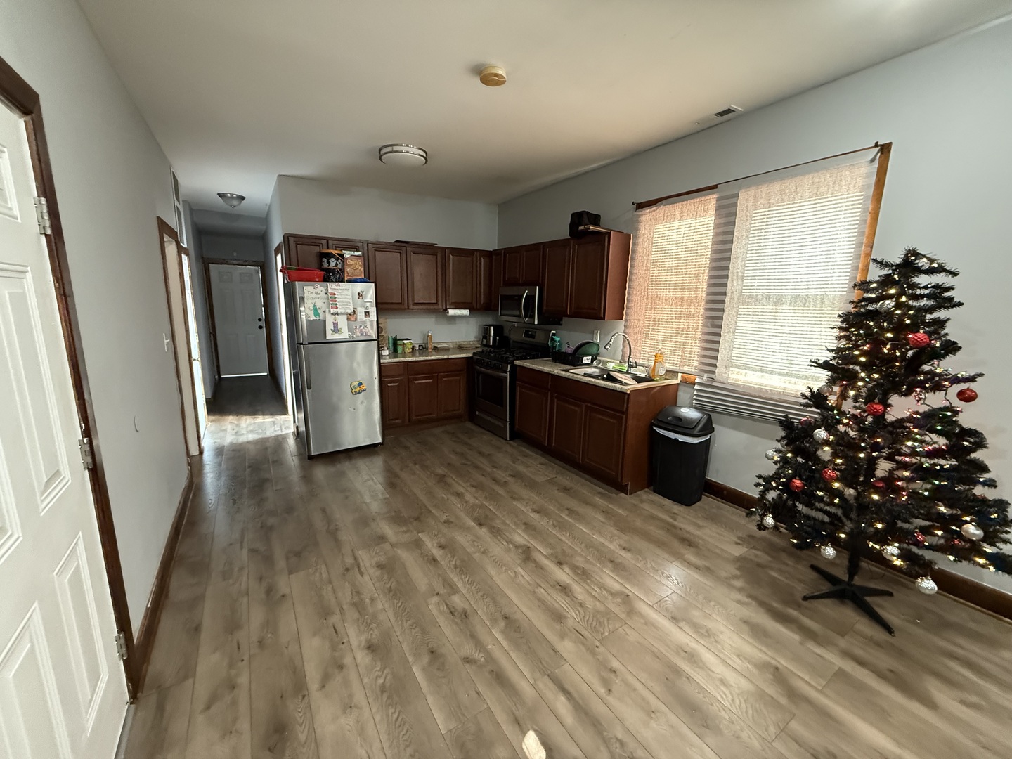 6049 S MORGAN Street, Chicago, IL 60621