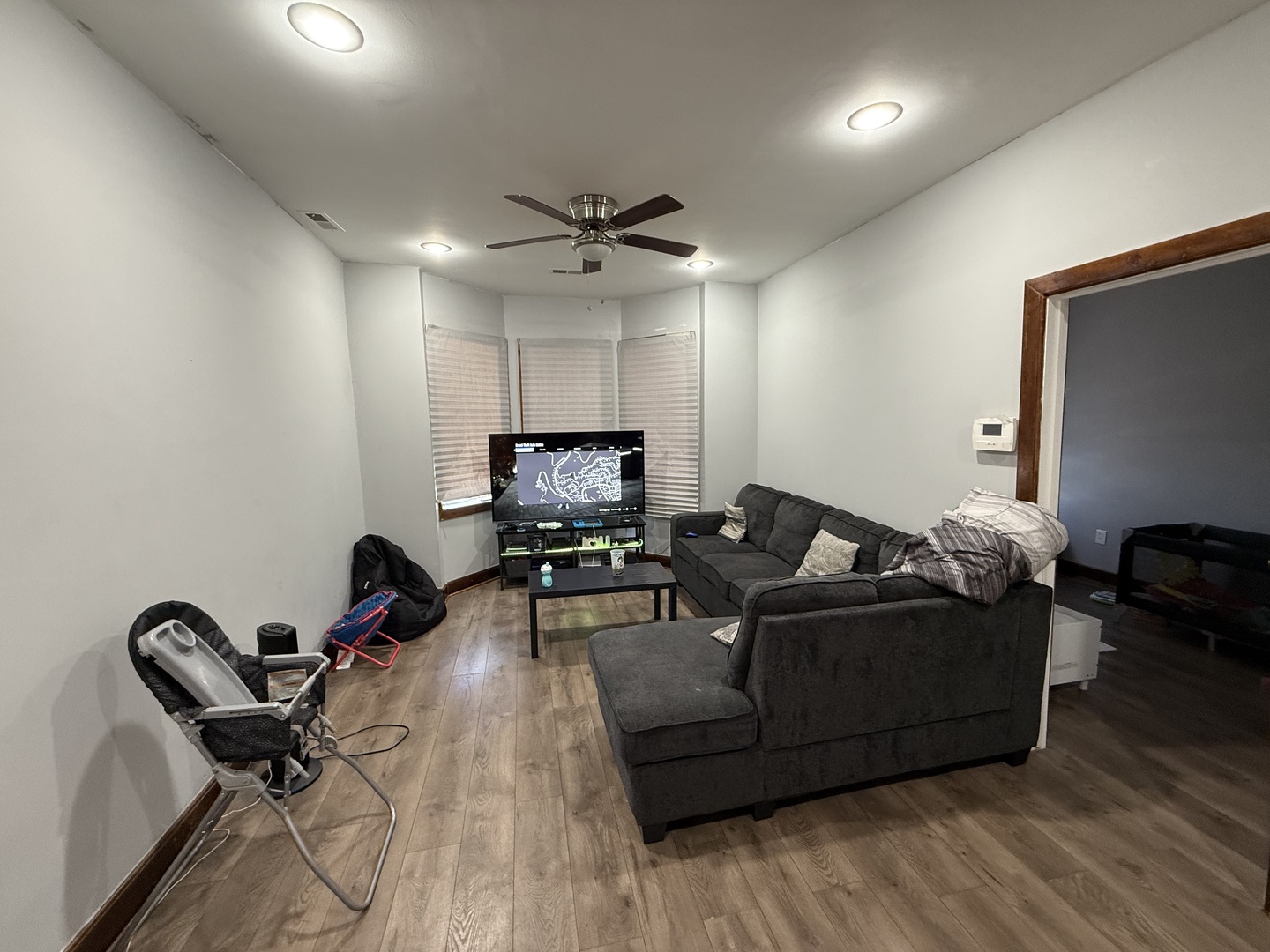 6049 S MORGAN Street, Chicago, IL 60621